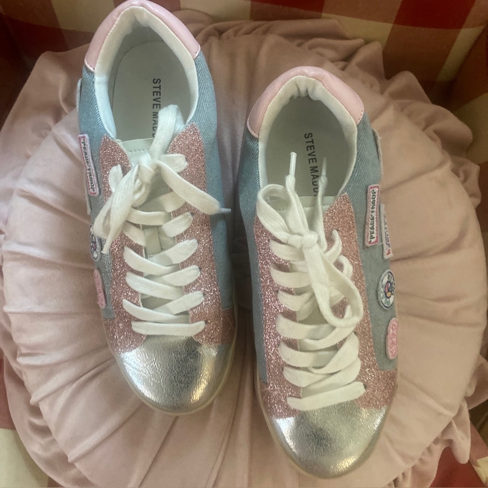 🎀 Steve Madden Girls / Womens Shoe Hopee
Sneaker W 6.5  (5M girls) - Picture 3 of 7